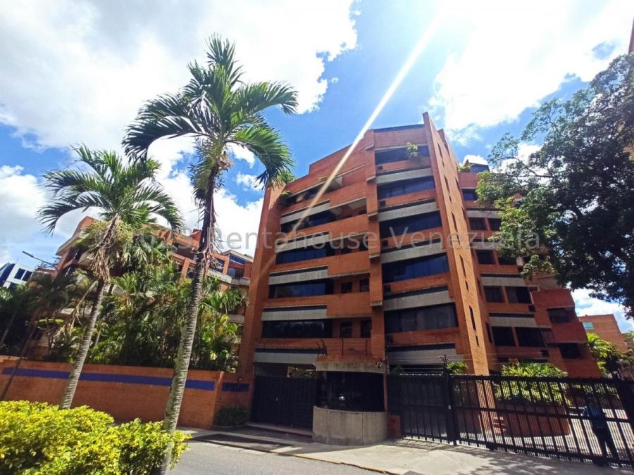 Foto Apartamento en Alquiler en Chacao Sur, Campo Alegre, Distrito Federal - U$D 900 - APA216626 - BienesOnLine