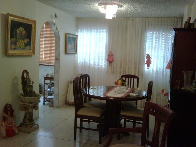 Foto Apartamento en Venta en Residencias Mario, Turmero, Aragua - BsF 470.000 - APV15846 - BienesOnLine