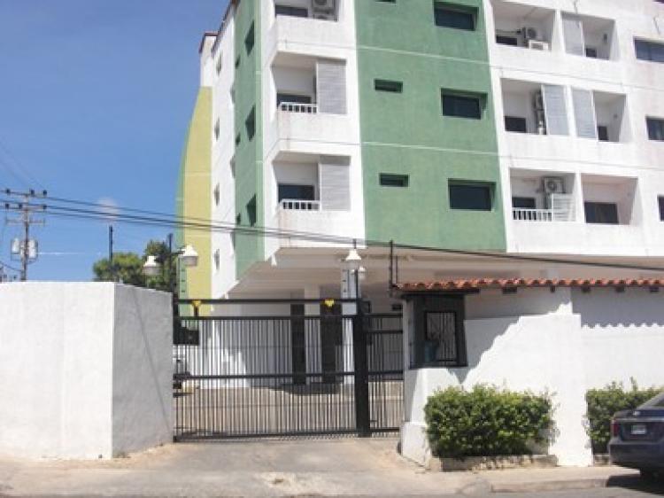 Foto Apartamento en Venta en Pampatar, Nueva Esparta - BsF 50.000.000 - APV76083 - BienesOnLine