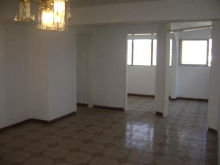 Foto Apartamento en Venta en Maracay, Aragua - BsF 490.000 - APV20060 - BienesOnLine