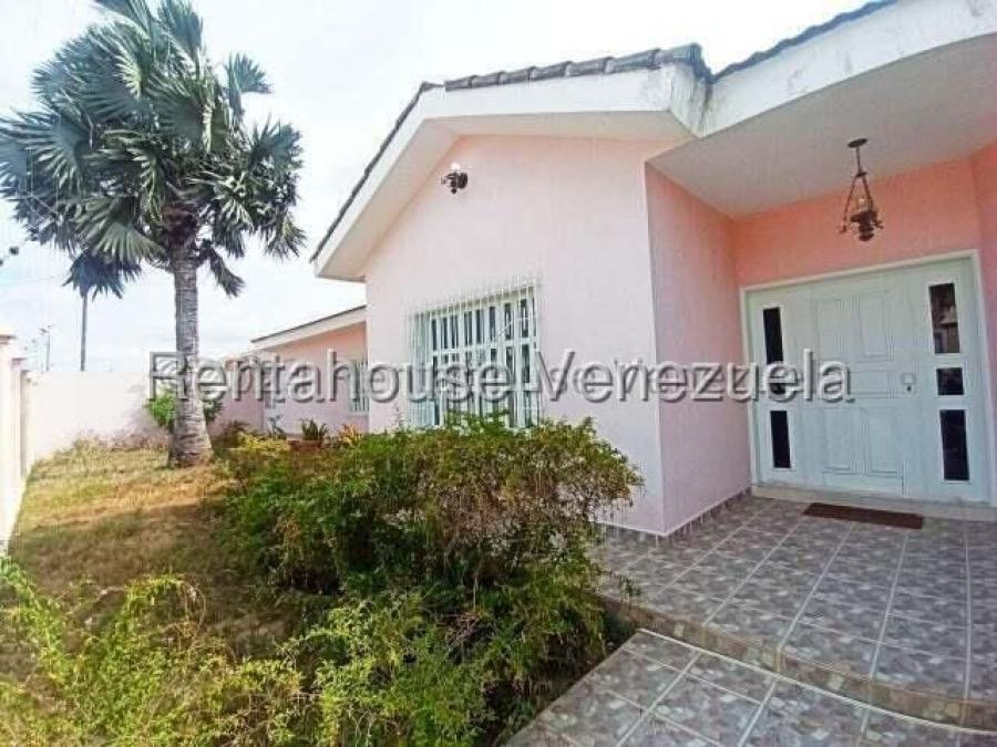 Foto Casa en Venta en Punto Fijo, Falcón - U$D 130.000 - CAV254216 - BienesOnLine