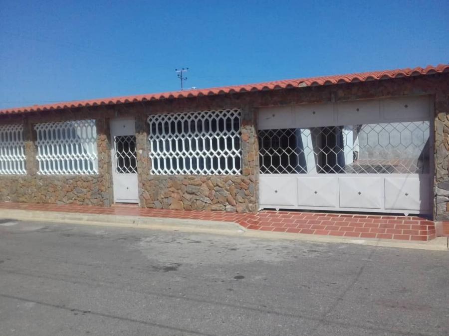 Foto Casa en Venta en MUNICIPIO CARIRUBANA, Punto Fijo, Falcn - U$D 19.500 - CAV143684 - BienesOnLine