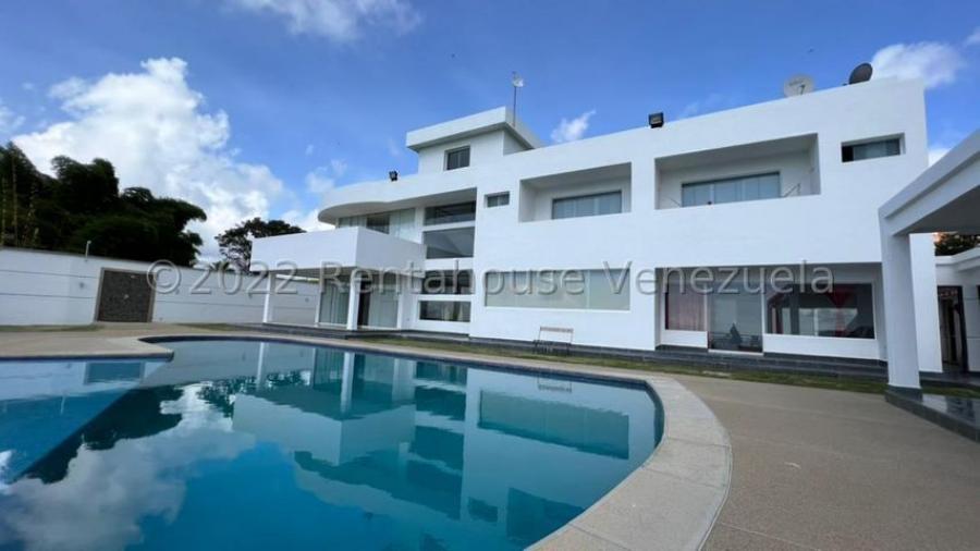 Foto Casa en Venta en El Hatillo, Municipio El Hatillo, Loma Linda, Distrito Federal - U$D 940.000 - CAV186382 - BienesOnLine