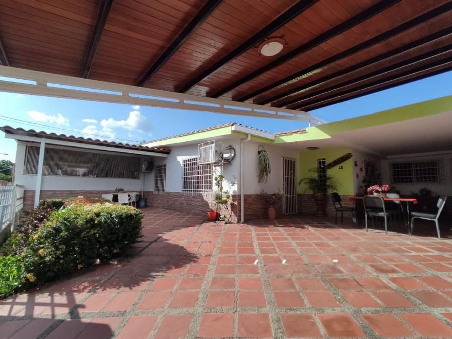 Foto Casa en Venta en PARAPARAL, Carabobo - U$D 26.300 - CAV200677 - BienesOnLine