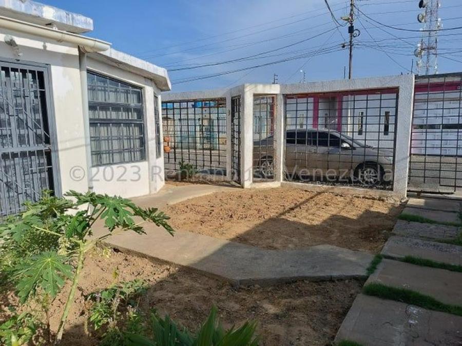 Foto Casa en Venta en Carirubana, Punto Fijo, Falcn - U$D 15.000 - CAV207886 - BienesOnLine