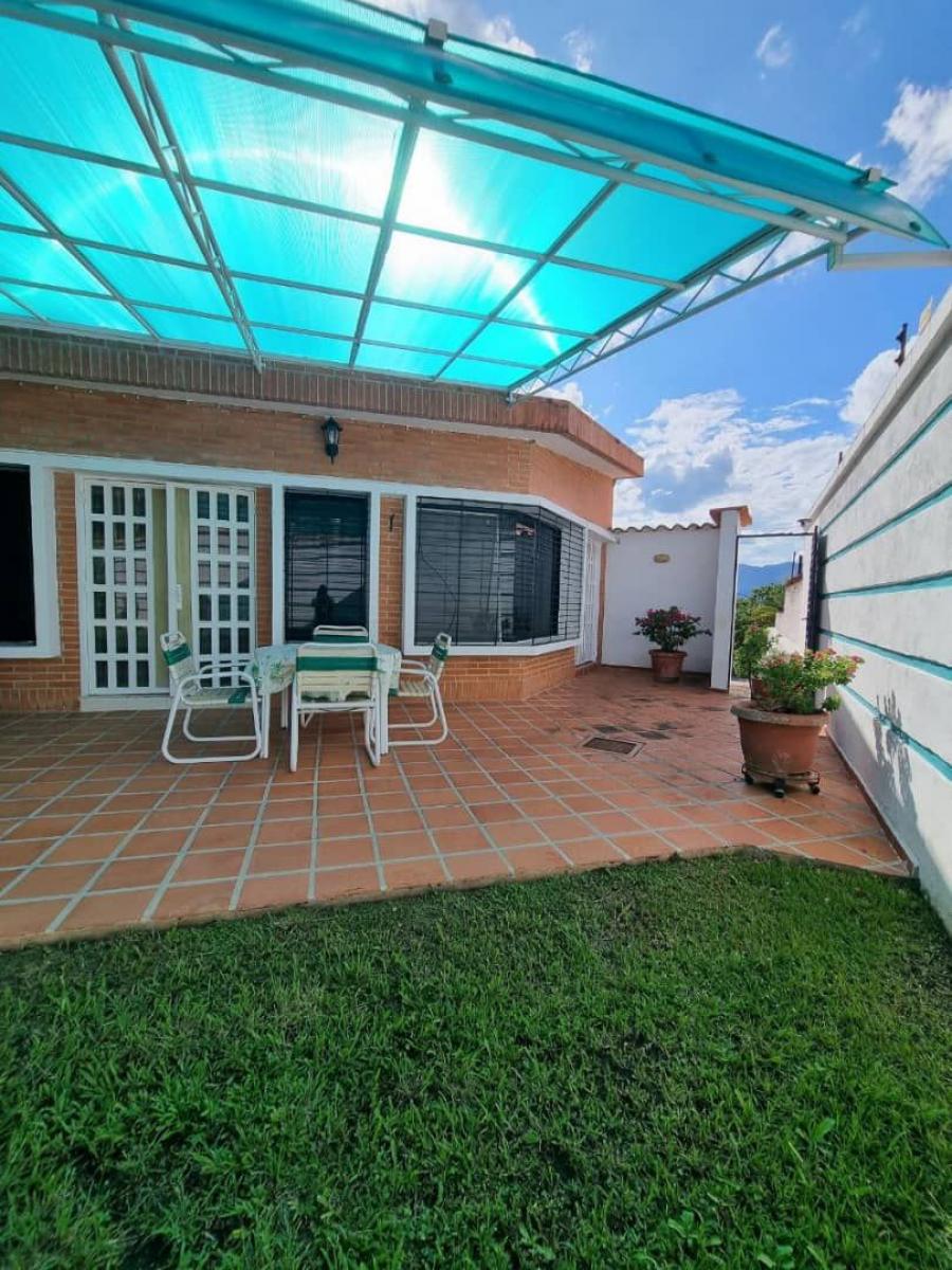Foto Casa en Venta en SAN JOSE, ALTOS DE  GUATAPARO, Carabobo - U$D 250.000 - CAV197908 - BienesOnLine