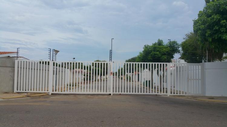 Home in Metric Way