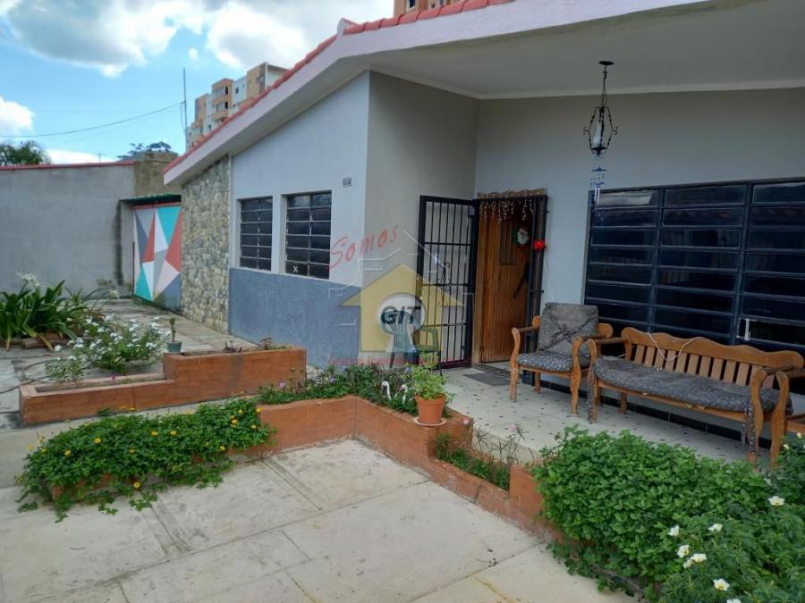 Foto Casa en Alquiler en Valencia, Carabobo - U$D 350 - CAA183641 - BienesOnLine