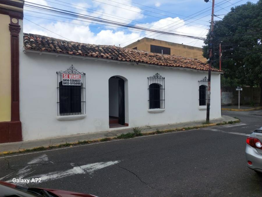 Foto Casa en Alquiler en Cabudare, Lara - U$D 1.500 - CAA208140 - BienesOnLine