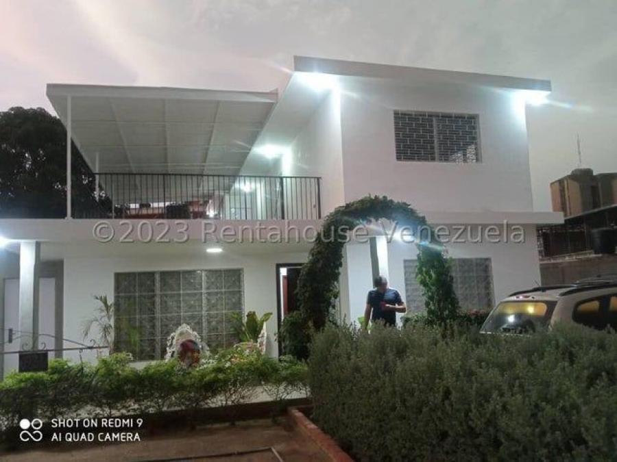 Foto Casa en Alquiler en Maracaibo, Zulia - U$D 1.200 - CAA223137 - BienesOnLine