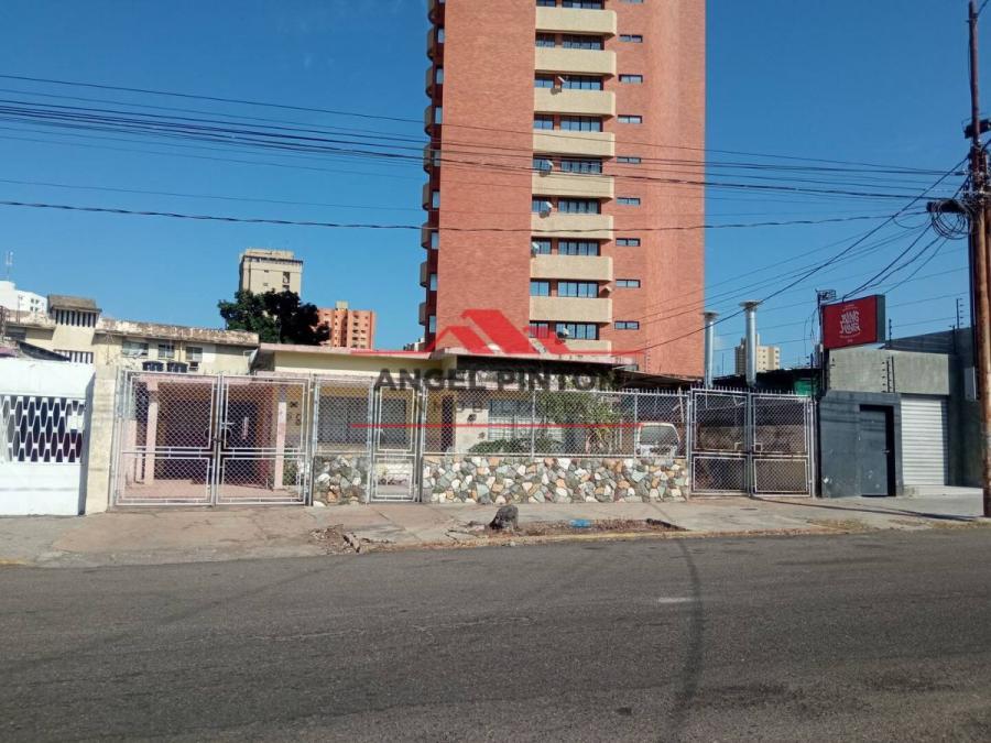 Foto Casa en Venta en Maracaibo, Zulia - U$D 300.000 - CAV193203 - BienesOnLine