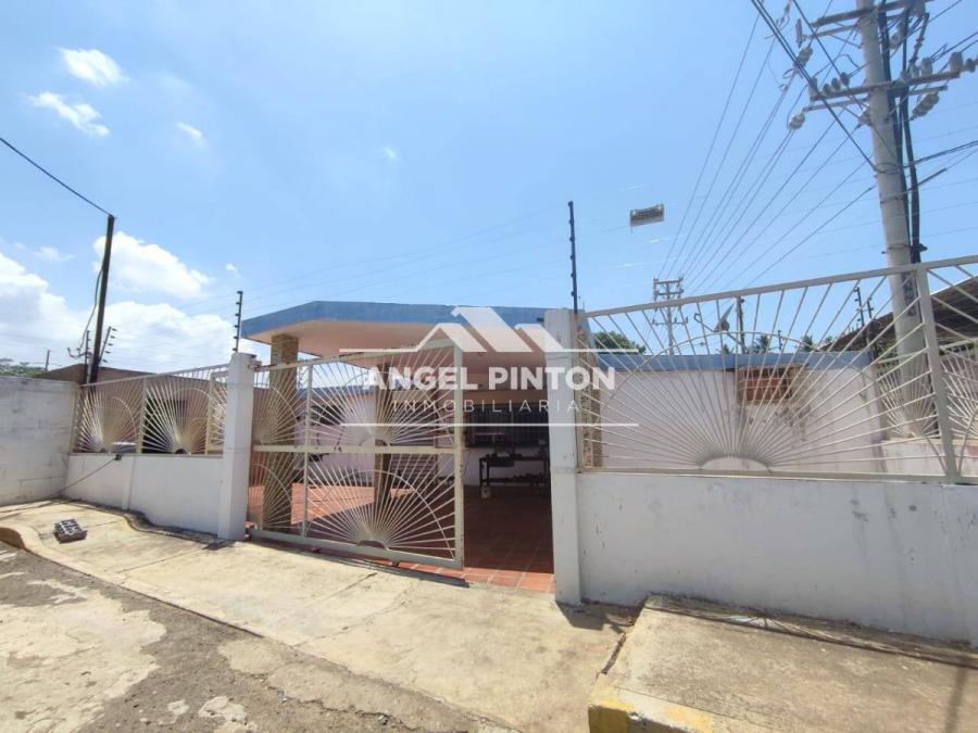 Foto Casa en Venta en Maracaibo, Zulia - U$D 17.000 - CAV195739 - BienesOnLine