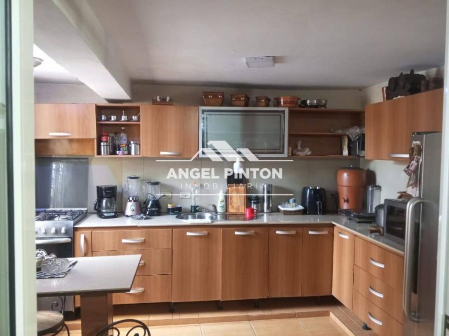 Foto Casa en Venta en Maracaibo, Zulia - U$D 37.000 - CAV254476 - BienesOnLine