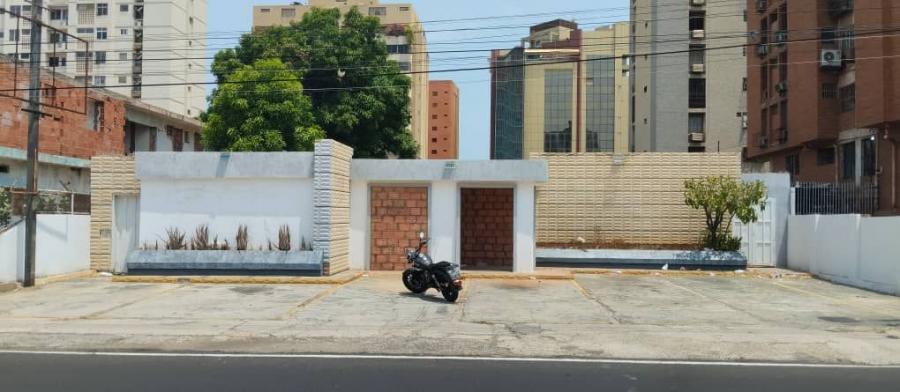 Home in Metric Way