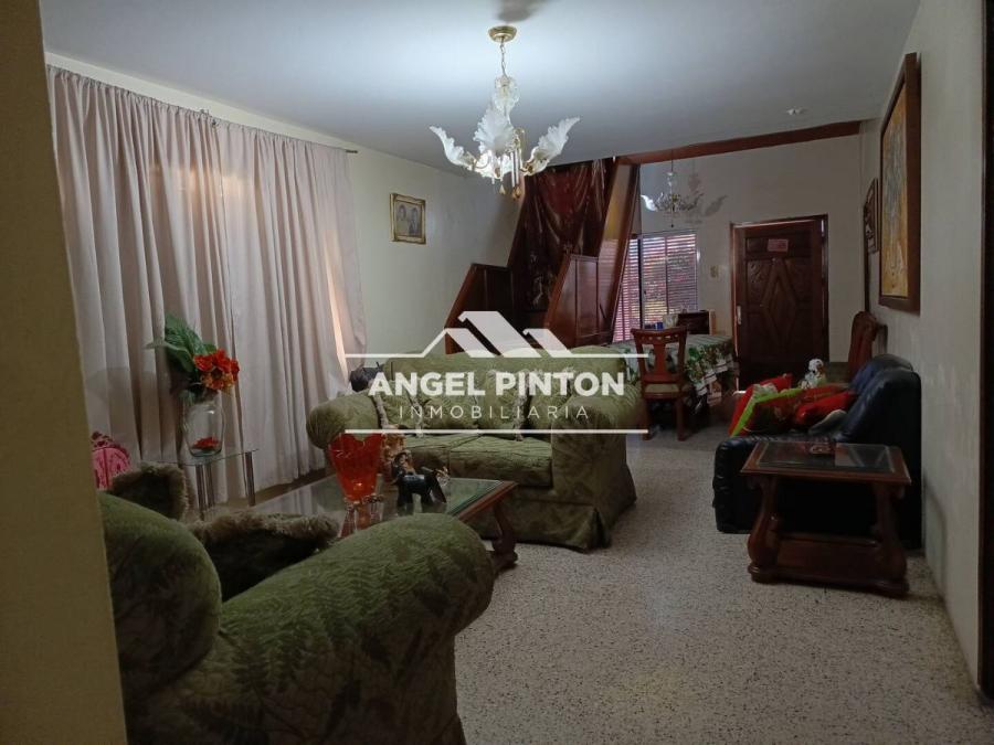 Home in Metric Way