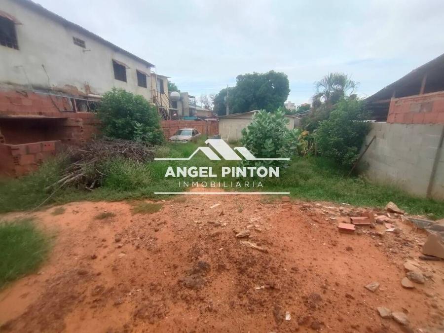 Home in Metric Way