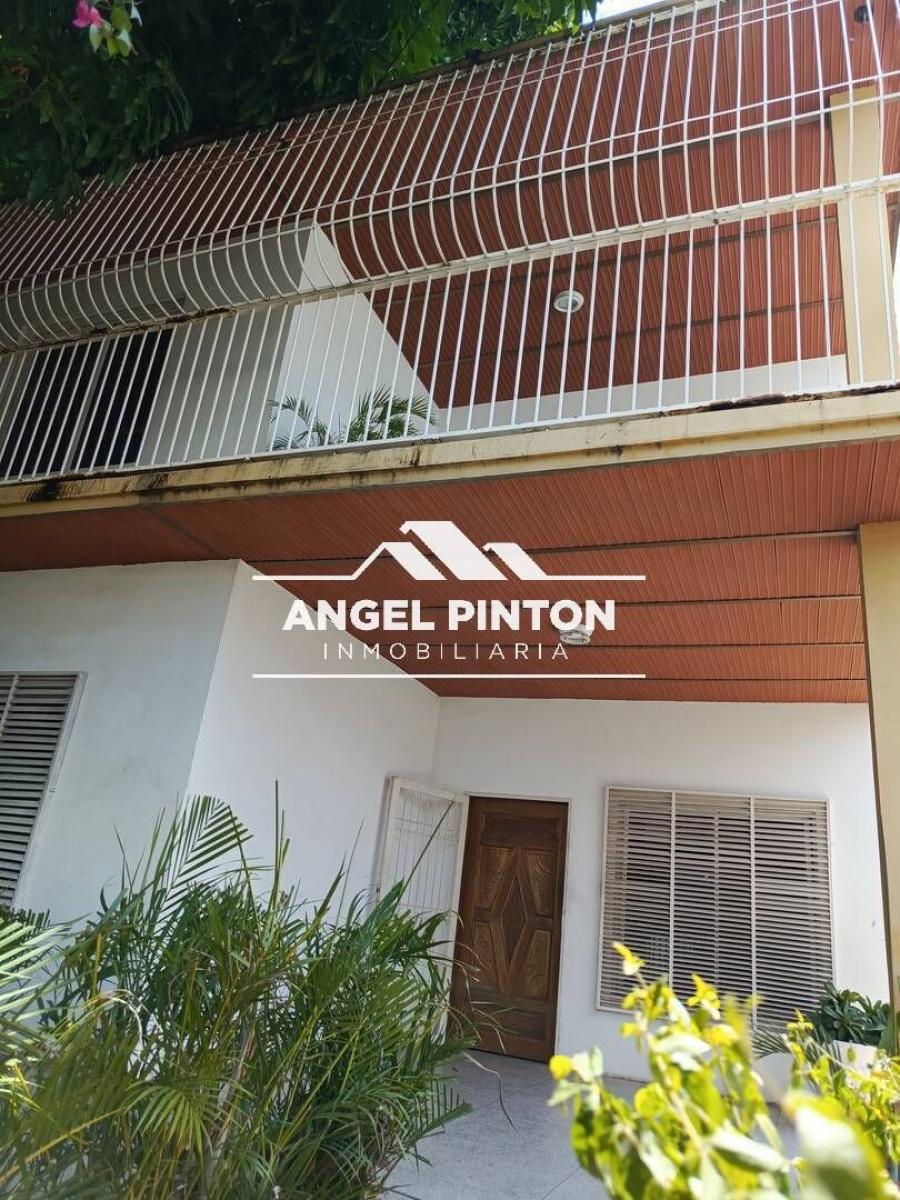 Foto Casa en Venta en Maracaibo, Zulia - U$D 30.000 - CAV249355 - BienesOnLine