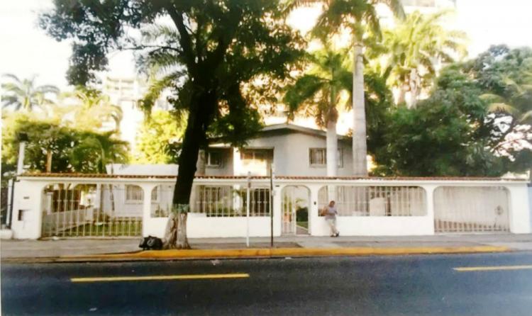 Home in Metric Way