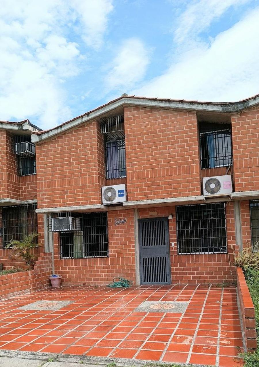 Foto Casa en Venta en Guarenas, Guarenas, Miranda - U$D 24.000 - CAV200485 - BienesOnLine