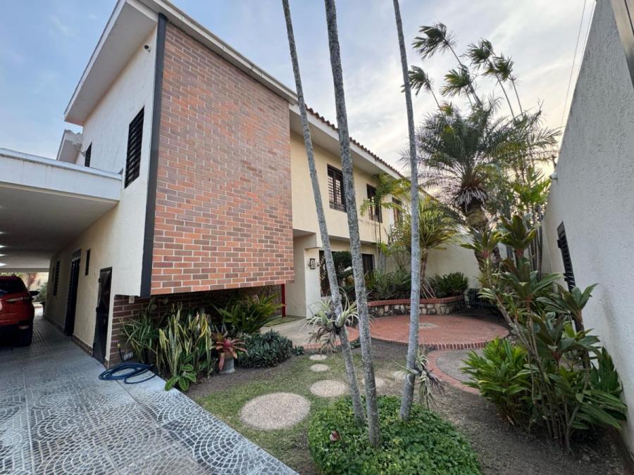 Home in Metric Way
