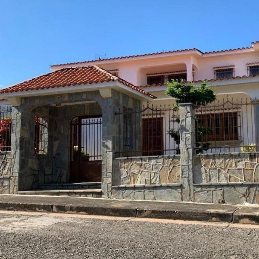 Foto Casa en Venta en Valencia, Carabobo - U$D 160.000 - CAV200875 - BienesOnLine