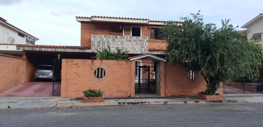 Foto Casa en Venta en VALLES DE CAMORUCO, Valencia, Carabobo - U$D 140.000 - CAV141040 - BienesOnLine