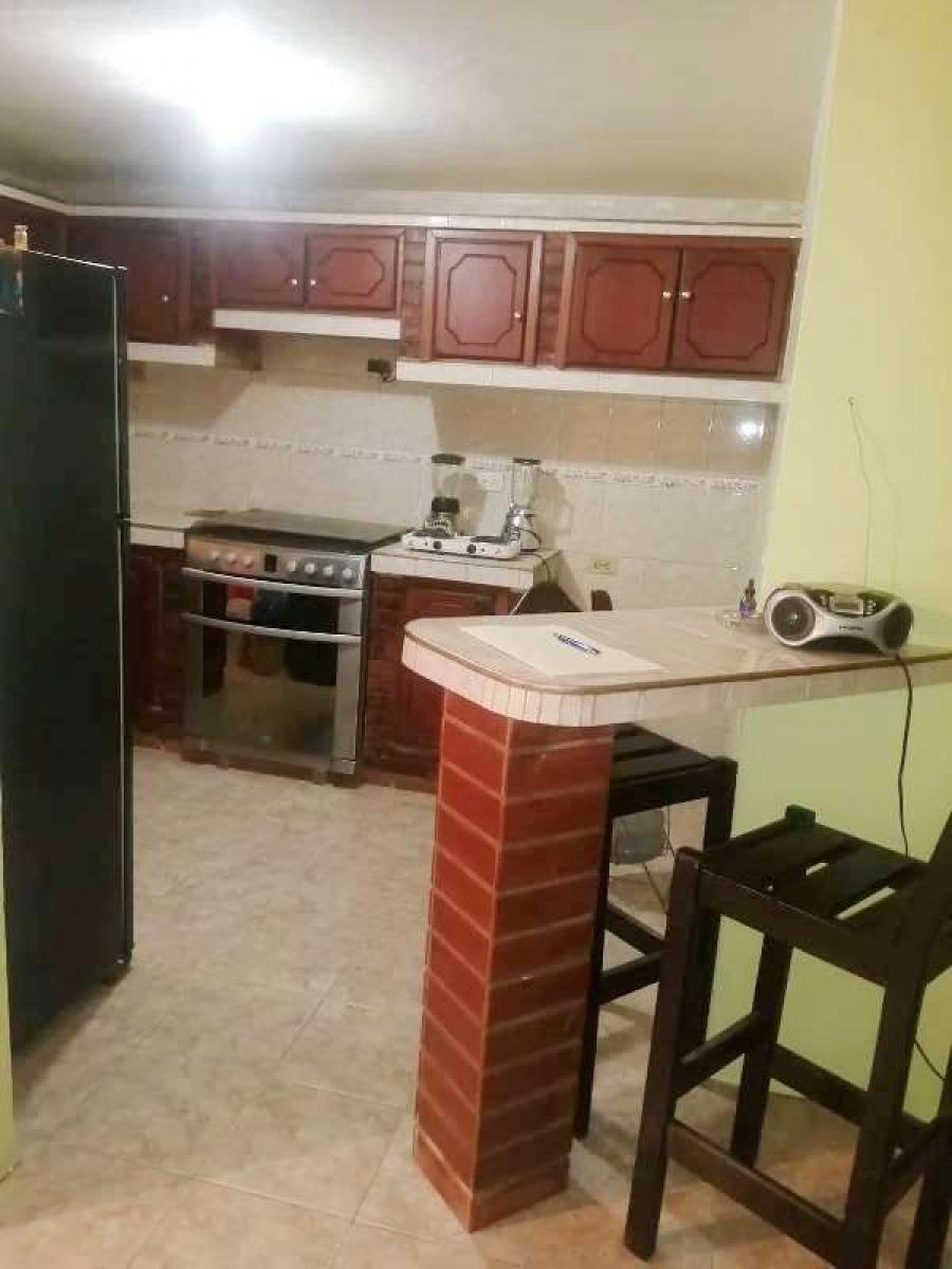 Foto Casa en Venta en Valencia, Carabobo - U$D 14.000 - CAV167784 - BienesOnLine