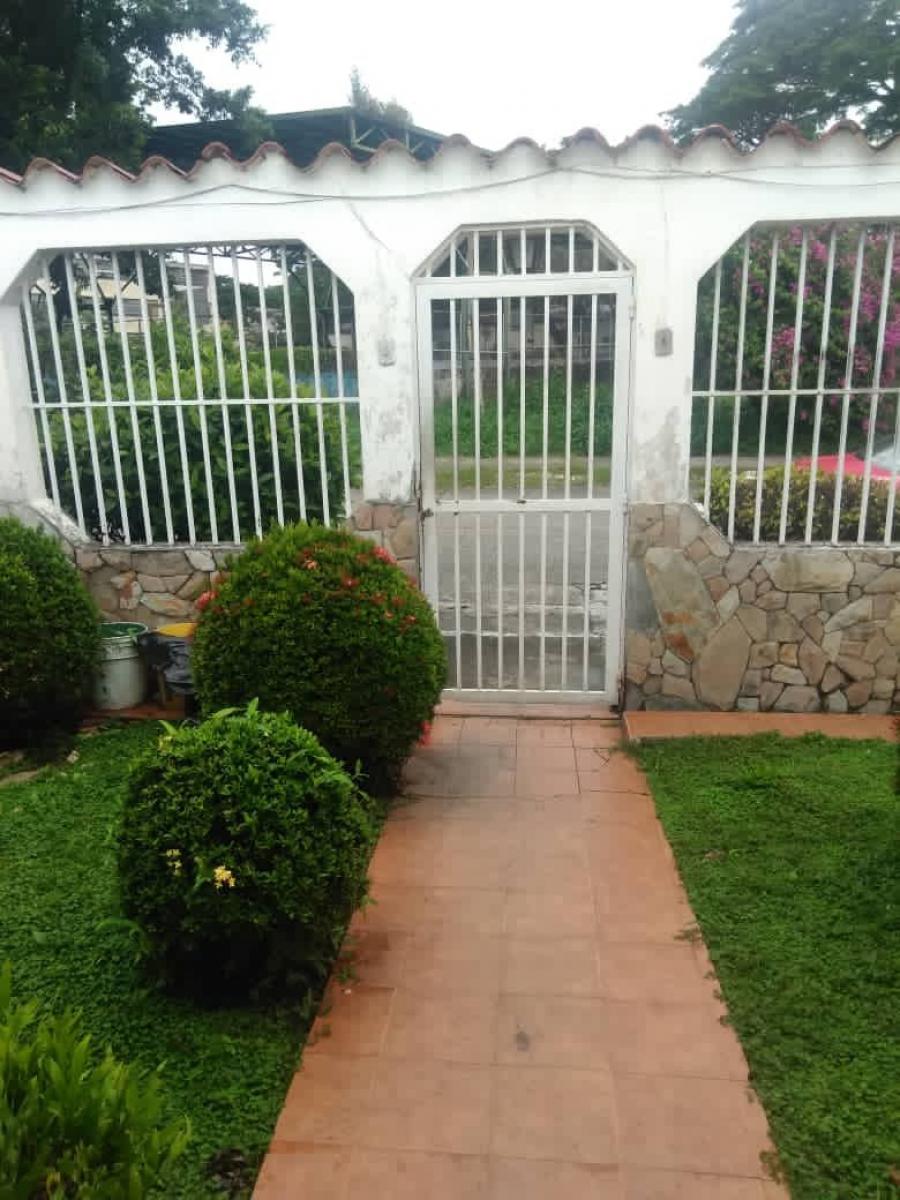 Foto Casa en Venta en Cua, Ca, Miranda - U$D 13.000 - CAV189768 - BienesOnLine