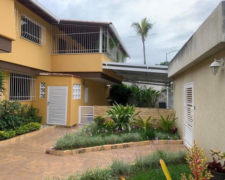 Foto Casa en Venta en El Marqus, Distrito Federal - U$D 290.000 - CAV222694 - BienesOnLine