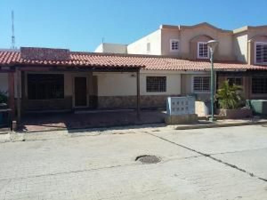 Foto Casa en Alquiler en Maracaibo, Zulia - BsF 230 - CAA121354 - BienesOnLine