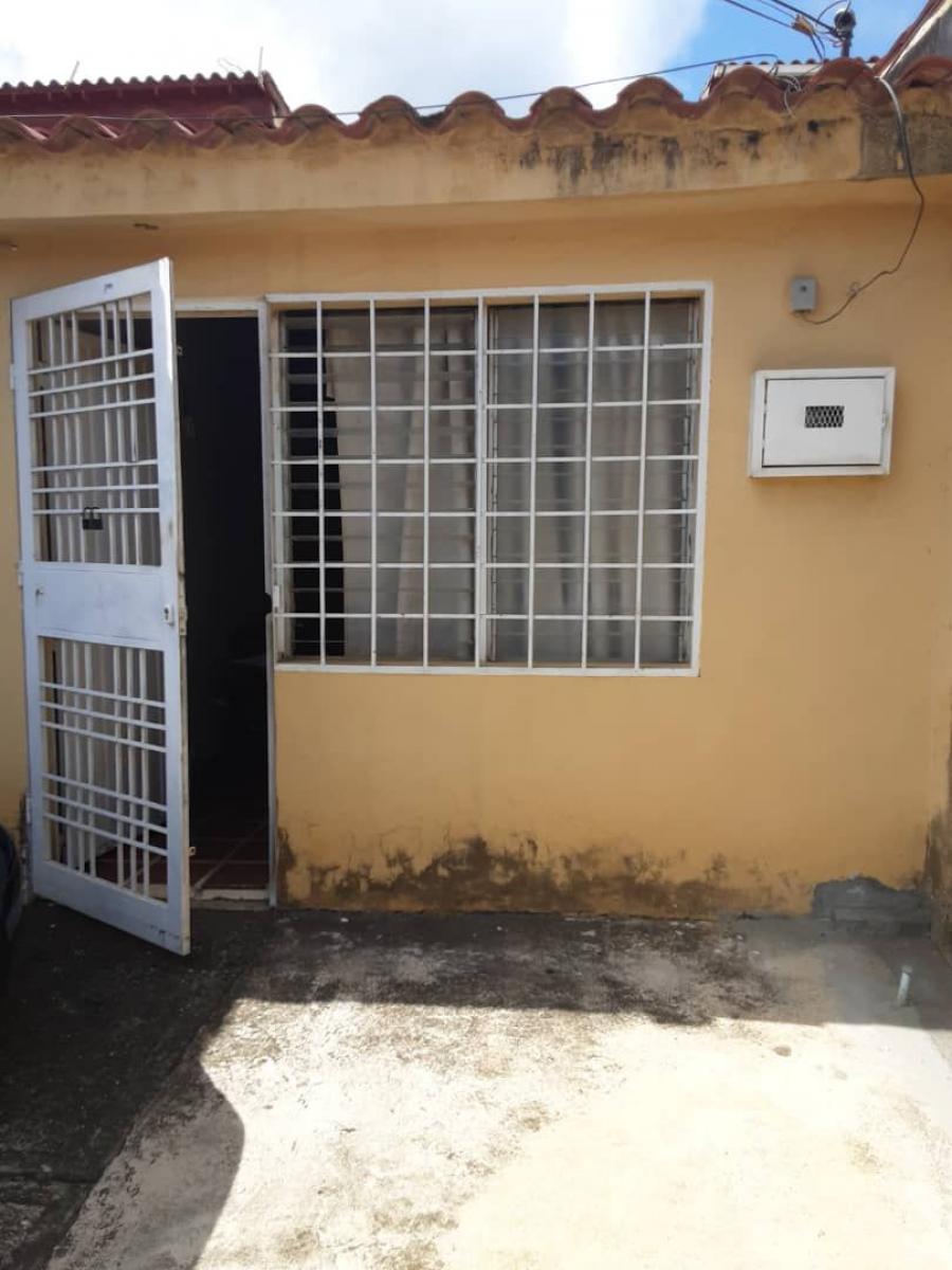 Foto Casa en Alquiler en Barquisimeto, Lara - U$D 270 - CAA213388 - BienesOnLine