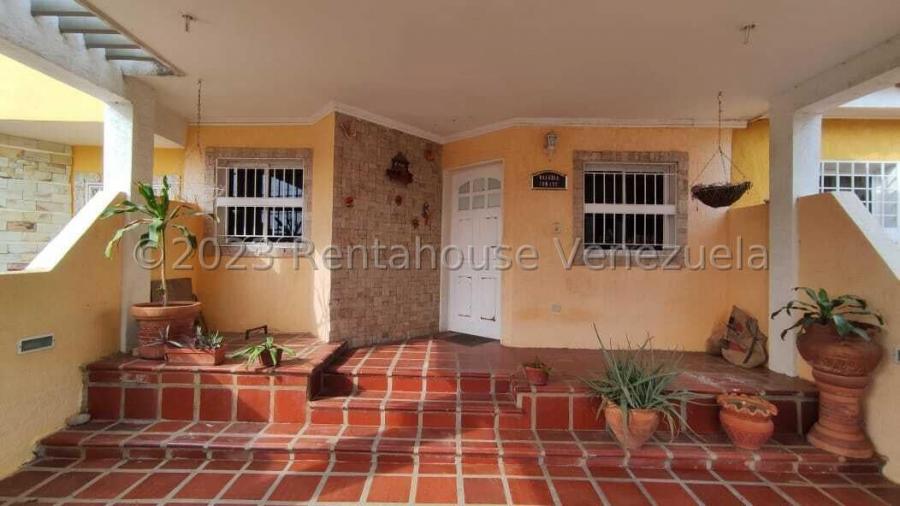 Foto Casa en Alquiler en SANTA FE VILLAS, Maracaibo, Zulia - U$D 300 - CAA202569 - BienesOnLine