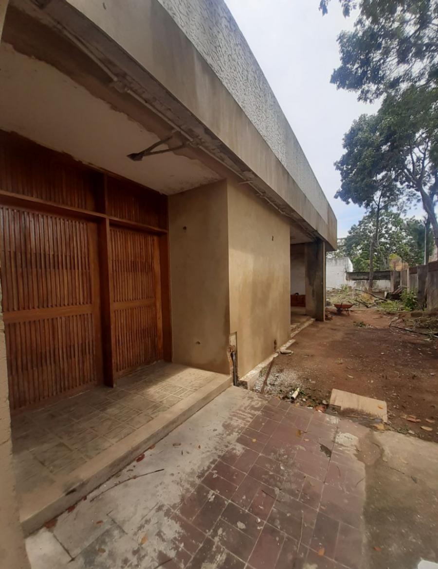 Home in Metric Way