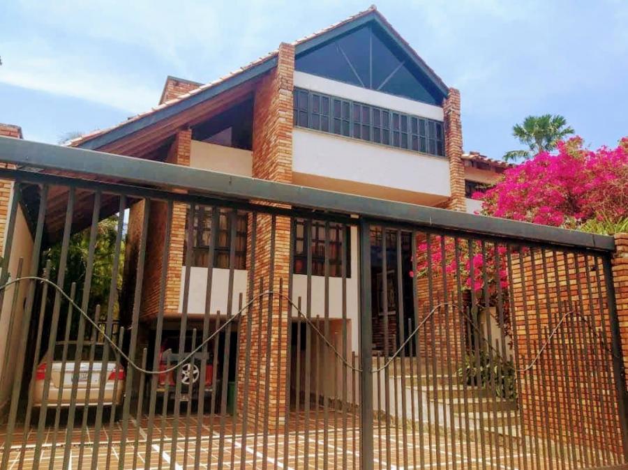 Foto Casa en Venta en Altos de Gutaparo, Valencia, Carabobo - U$D 270.000 - CAV141256 - BienesOnLine