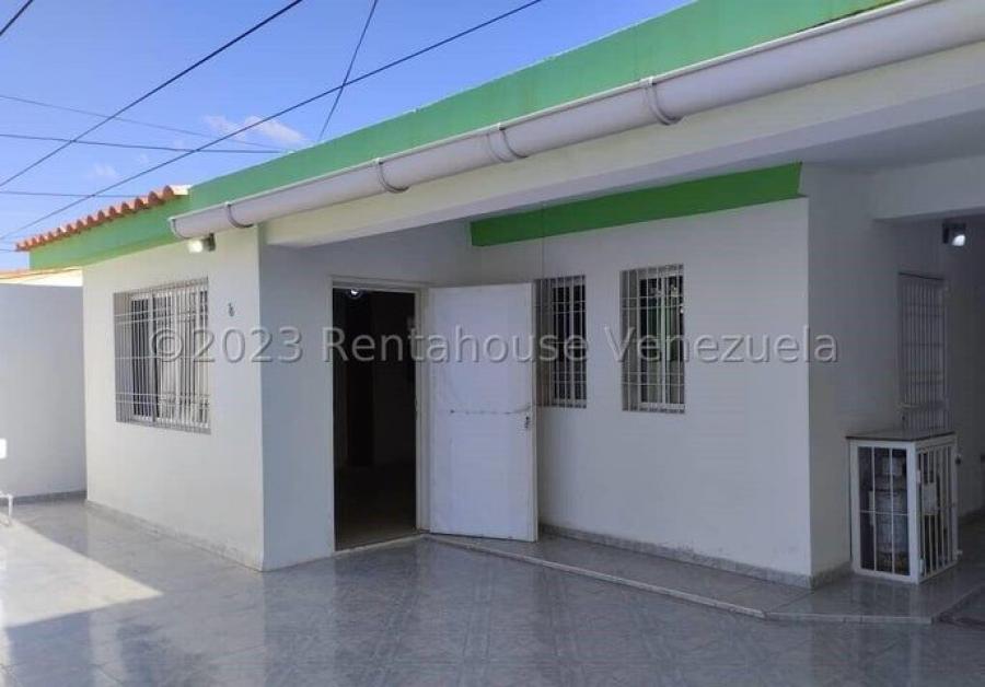 Foto Casa en Venta en av ramon antonio medina, Coro, Falcn - U$D 23.000 - CAV195349 - BienesOnLine