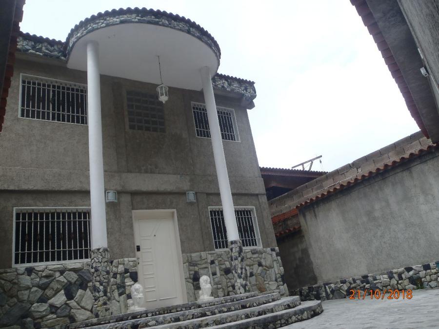 Foto Casa en Venta en Carrizal, Carrizal, Miranda - U$D 200.000 - CAV112453 - BienesOnLine