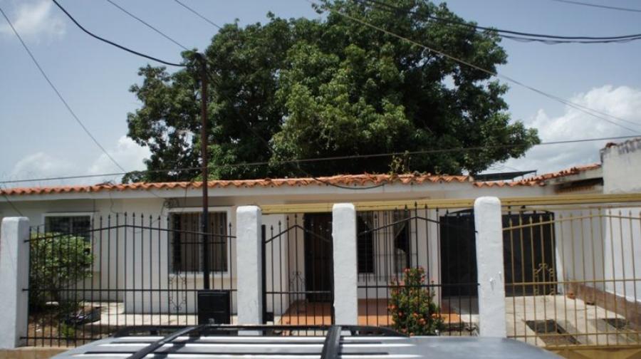 Foto Casa en Venta en Fundacin Mendoza, Valencia, Carabobo - BsF 18.900 - CAV111838 - BienesOnLine