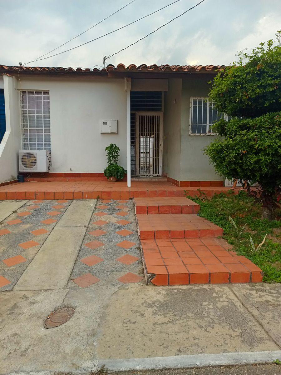Foto Casa en Venta en Cabudare, Lara - U$D 12.800 - CAV224313 - BienesOnLine
