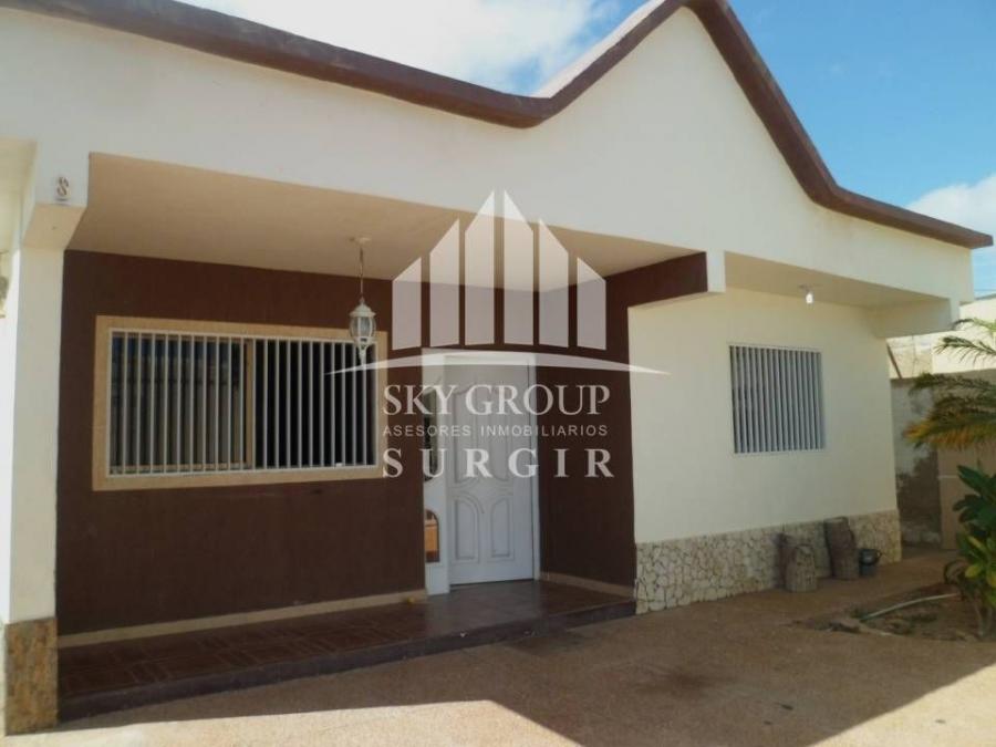 Foto Casa en Venta en Punto Fijo, Falcn - U$D 30.800 - CAV147592 - BienesOnLine