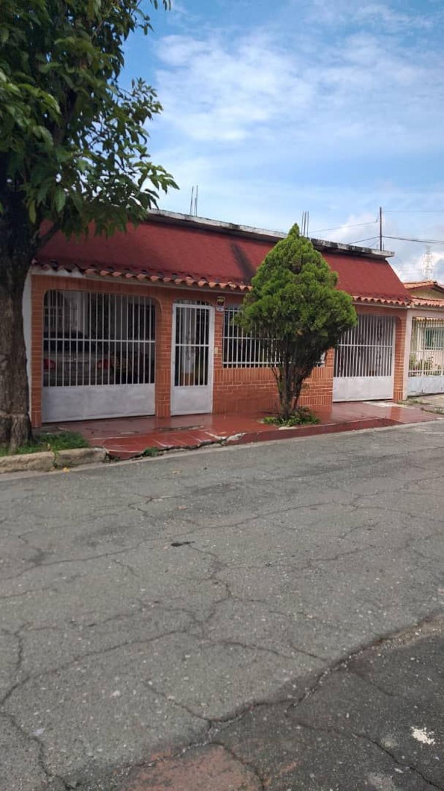 Foto Casa en Venta en Los Guayos, Los Guayos, Carabobo - U$D 18.900 - CAV184291 - BienesOnLine