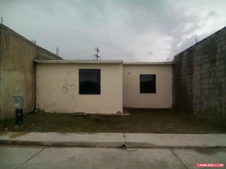 Foto Casa en Venta en San Joaqun, Carabobo - BsF 18.000.000 - CAV96456 - BienesOnLine