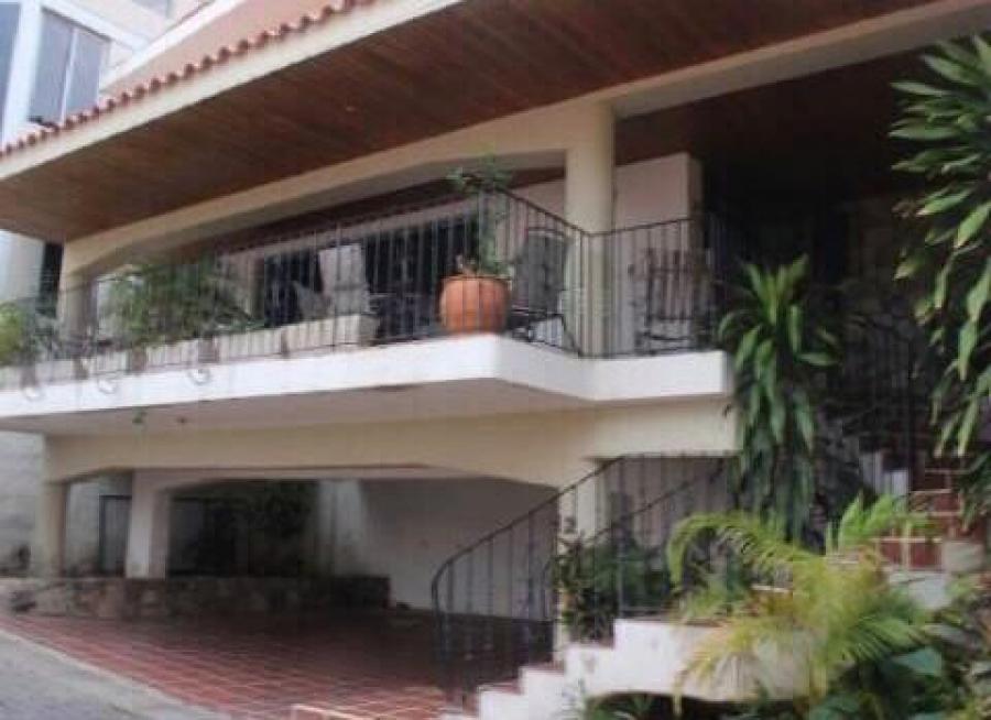 Foto Casa en Venta en Urb. Las Alquerias, Lara - U$D 180.000 - CAV179441 - BienesOnLine