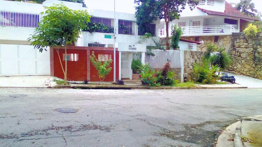 Home in Metric Way