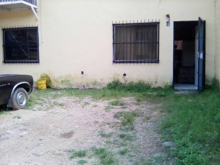 Foto Casa en Venta en Av. Intercomunal turmero maracay dentra la casona , Si, Aragua - BsF 650.000.000 - CAV104207 - BienesOnLine