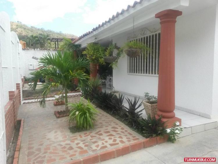 Foto Casa en Venta en Santiago Mario, Maracay, Aragua - BsF 140.000.000 - CAV98219 - BienesOnLine
