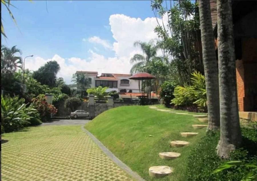 Home in Metric Way