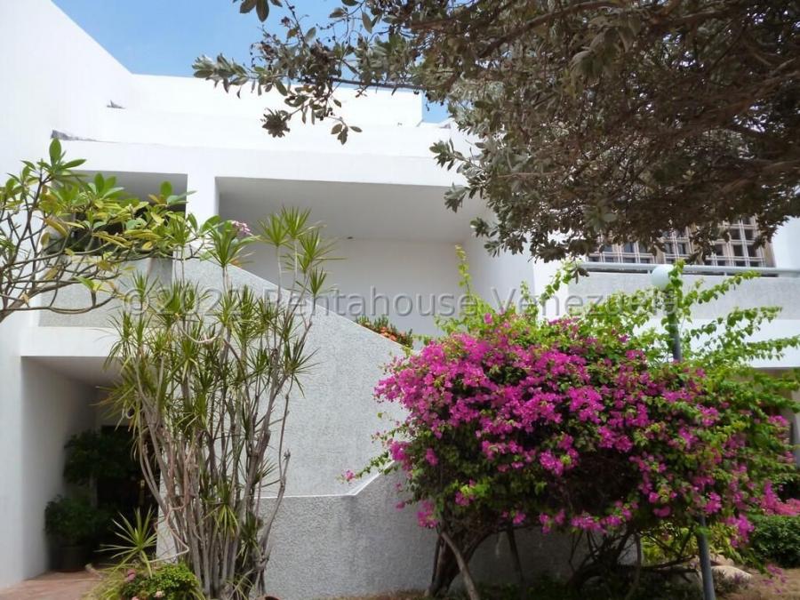 Foto Casa en Venta en EL MILAGRO, Maracaibo, Zulia - U$D 200.000 - CAV222513 - BienesOnLine