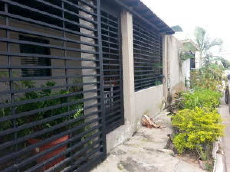 Foto Casa en Venta en Buenaventura, Los Guayos, Carabobo - BsF 24.000.000 - CAV89383 - BienesOnLine