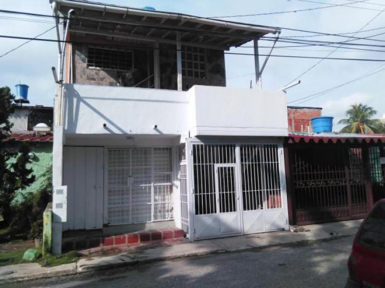 Foto Casa en Venta en Barquisimeto, Lara - BsF 10.000 - CAV111666 - BienesOnLine