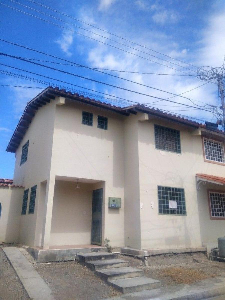 Foto Casa en Venta en Cabudare, Cabudare, Lara - U$D 25.000 - CAV199786 - BienesOnLine